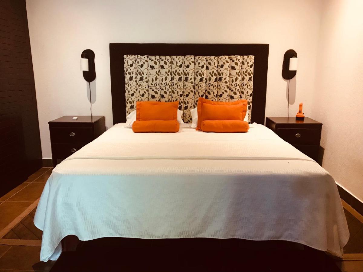 Cotton House De Labrador Bed & Breakfast エクステリア 写真