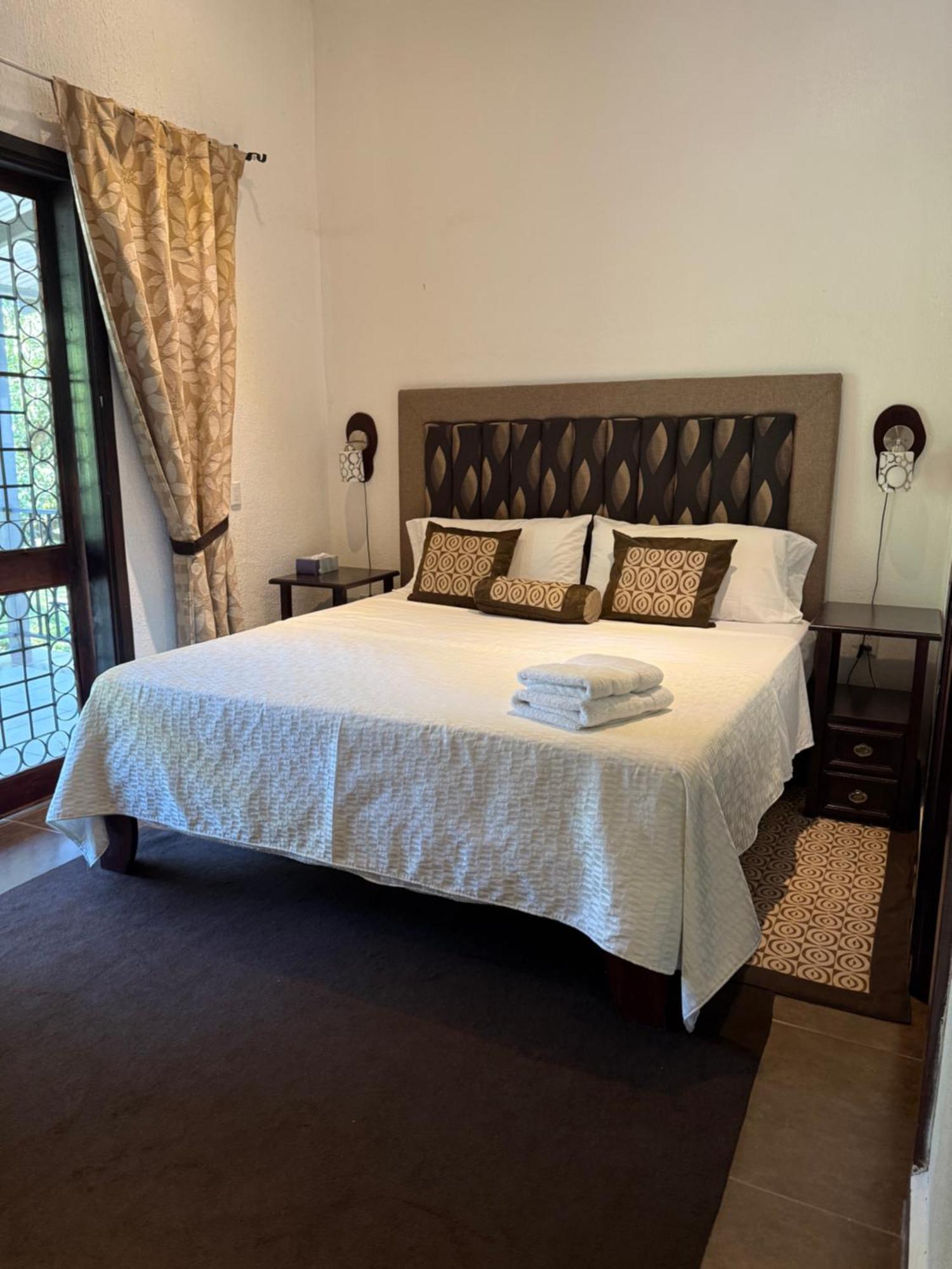 Cotton House De Labrador Bed & Breakfast エクステリア 写真